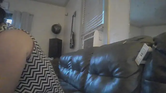 XXX chat uživo modela TWiSTYTheTwizted