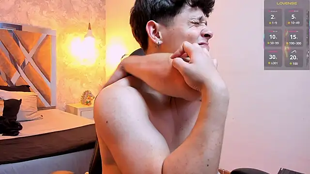 Chat +18 de kraven_lust ao vivo