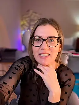 MaiseKnox Webcam show