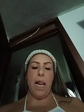 maynor_1998 Live XXX-Chat