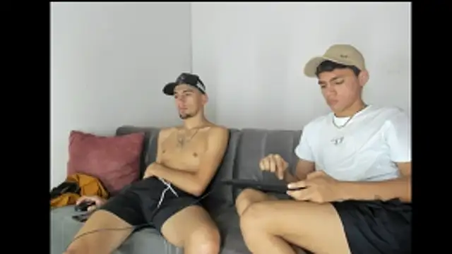 Charlie_Scorpion – Naživo XXX chat