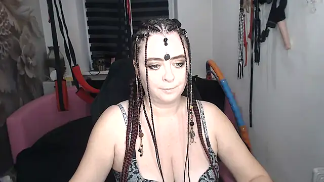 Chat +18 de MISSgoddessMARIA ao vivo