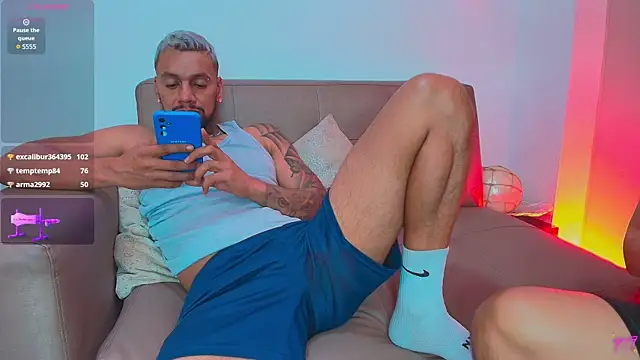 Chat XXX en directo de Valentiinoss