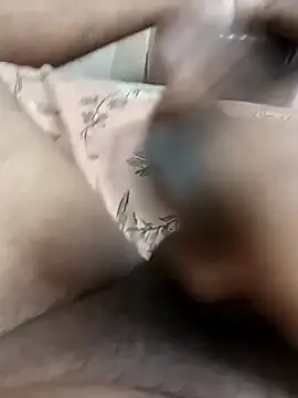 Indianshinen Live XXX chat