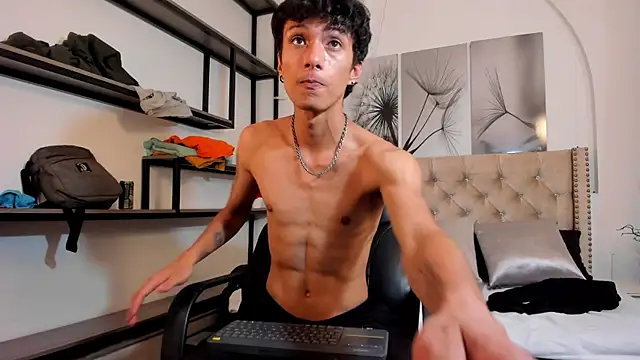Lean_Portman Live XXX-chat