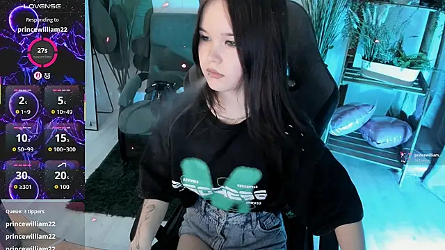 Chat +18 de Elainebeness ao vivo