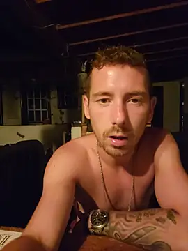 Simonshakeloveass Chat XXX in diretta