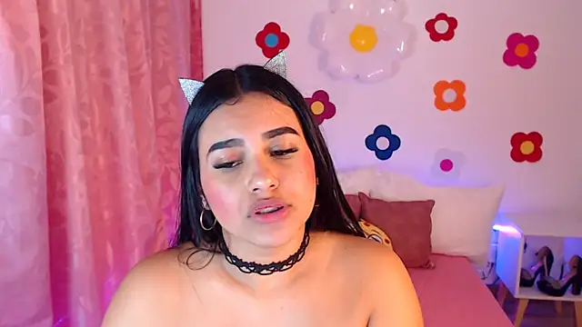 Chatroom XXX en direct de Sami-Queen