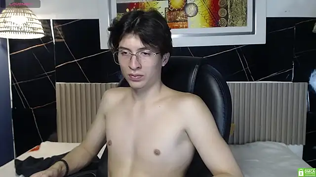 Marcoviolet Live XXX-Chat