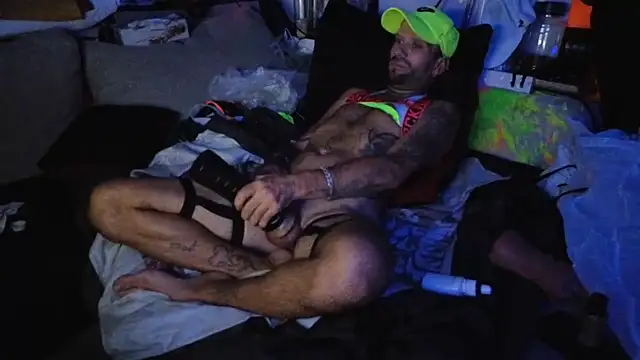 XXX chat uživo modela Cojote
