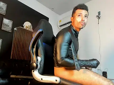 Онлайн чат XXX TitoBell