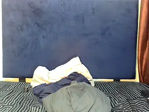 ReginaStar16's Live XXX Chat