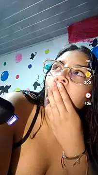 Pao_Ly Chat XXX live