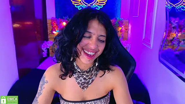 REDHOTTER_ – Live XXX-chat