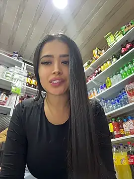Chatroom XXX en direct de Sara_fun