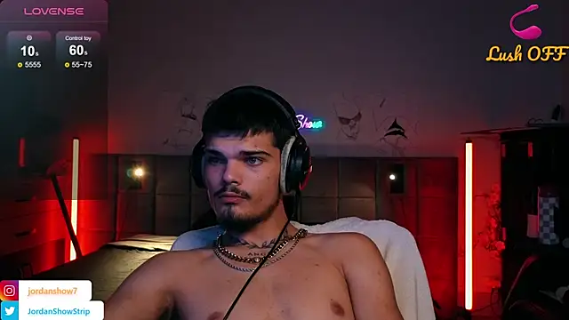 JordanShow's Live XXX Chat