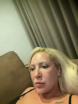 Juuhschmitt – Live XXX-chat