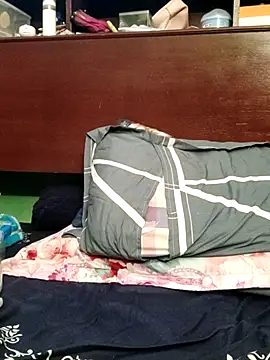 Chat +18 de QueenSoreal ao vivo