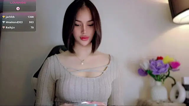 Anna_HollyDoll Chat XXX in diretta