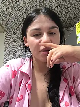 Daniela-rosee élő XXX-chatje