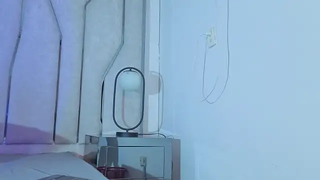 عرض كام CHARLIE_WALKERR