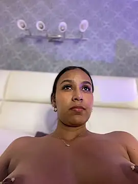 Chat XXX ao vivo de MiilaBlake