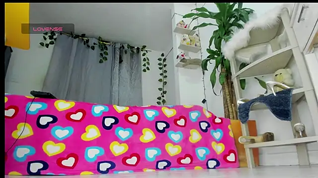 sweet_supreme Adlı Modelin Canlı XXX Sohbeti
