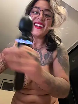 Chat XXX Live Rae_Lil_White