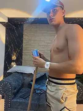 Lander_Cruz Live XXX-Chat