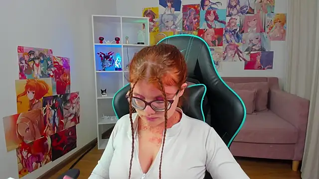 ChloeHalses' Live XXX Chat