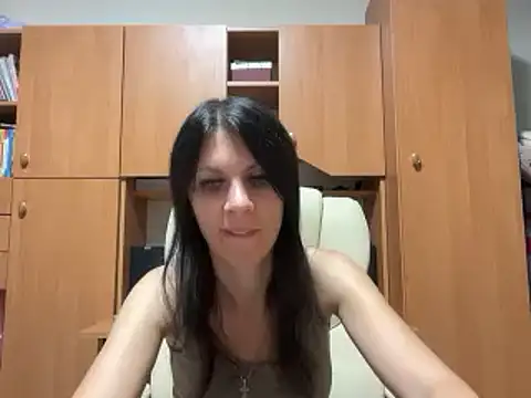 InjaAtHome XXX чат на живо