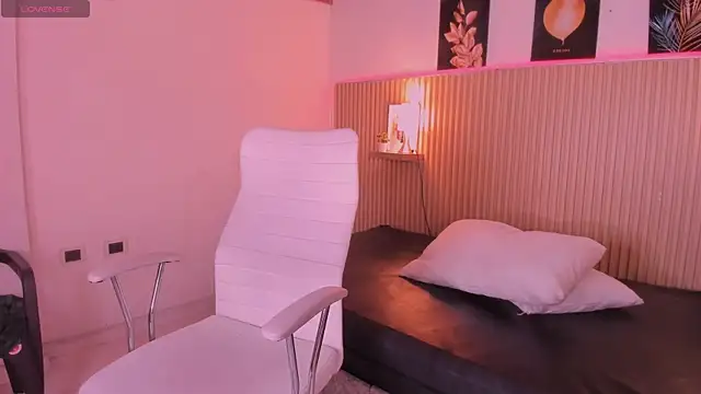samanee_konn Chat XXX in diretta