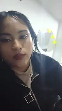 Živý XXX chat bella_warzon