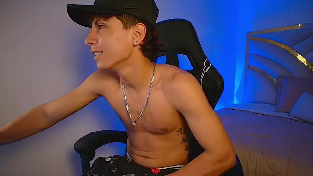 Chat +18 de Ryaan_Stone ao vivo