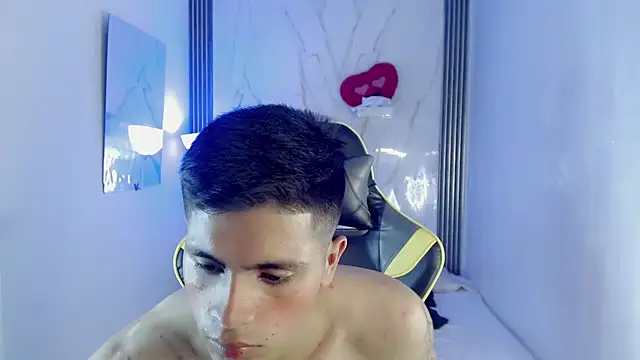 צ'אט XXX בשידור חי של Ascii_one