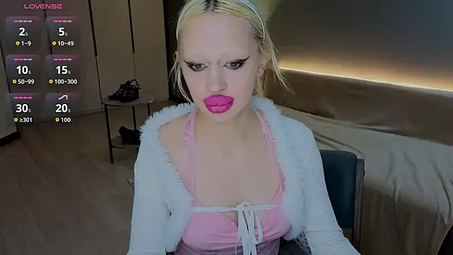Chat XXX en directo de Luna_Beverly
