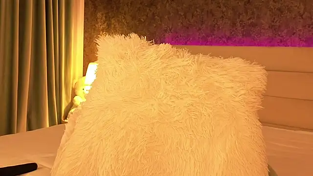 دردشة ChloeBelleX الجنسية المباشرة