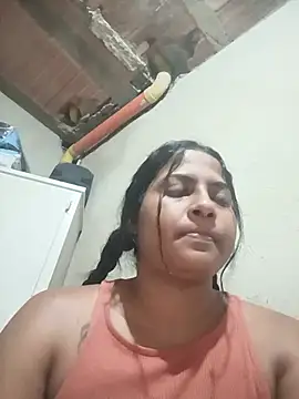 Giselabrunette25 লাইভ XXX চ্যাট