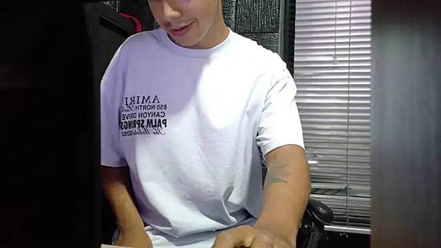 Živý XXX chat boy_bigcock24cm