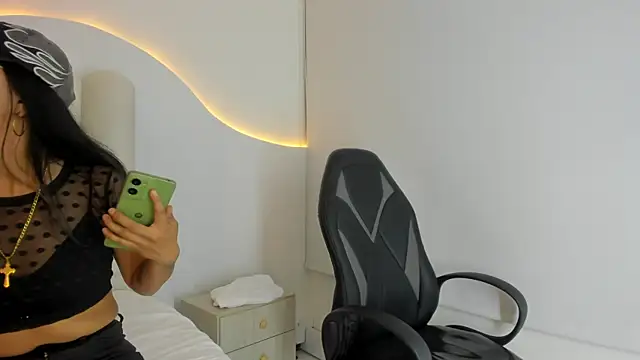 KendraPolett's Live XXX Chat