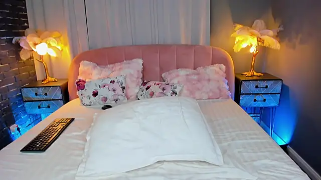 AmedeeaBanks' Live XXX Chat