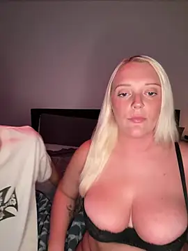 Blondebarbie21 Chat XXX in diretta