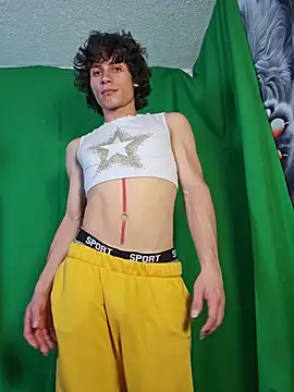 دردشة LittleTymmy الجنسية المباشرة