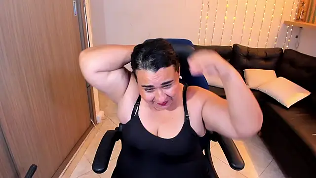 katiusca_rm's Live XXX Chat