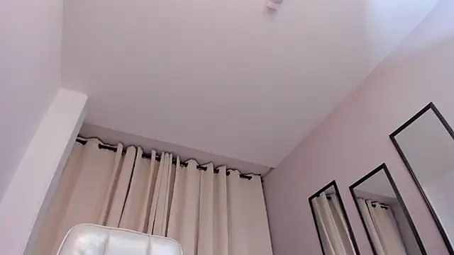 Онлайн чат XXX Violeta_Tepes