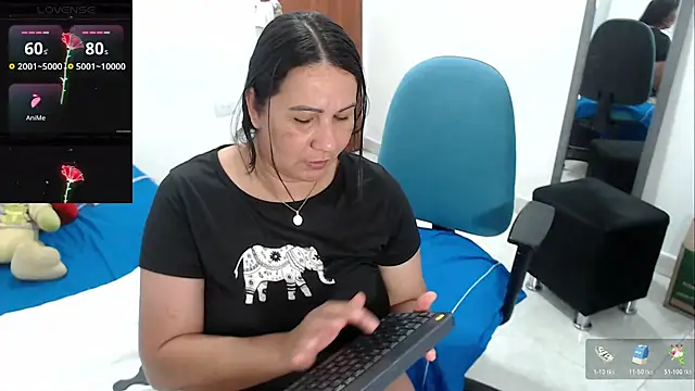 LAURA_Foxht 现场XXX聊天