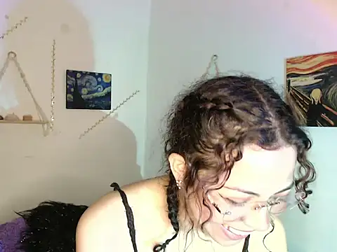 Lucyliu Chat XXX in diretta