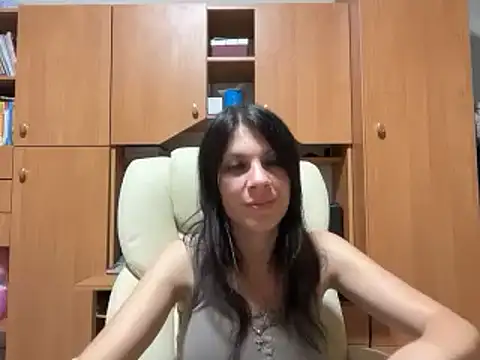 Chat XXX ao vivo de InjaAtHome