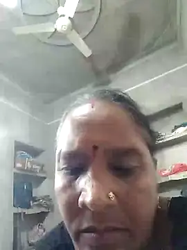Loomaraj Live XXX Chat