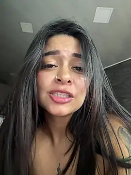 Saray_charmante's Live XXX Chat